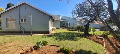 House For Sale in Krugersrus, Springs